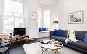 Joivy Sophisticated Apt Near Edinburgh Castle