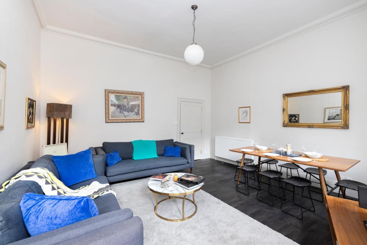 Joivy Sophisticated Apt Near Edinburgh Castle Exterior photo